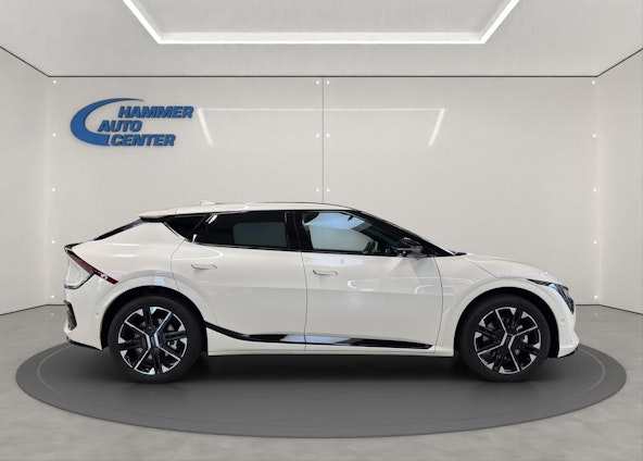 Vehicle image 5 Vehicle image 5