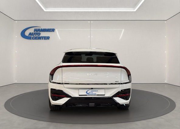 Vehicle image 3 Vehicle image 3