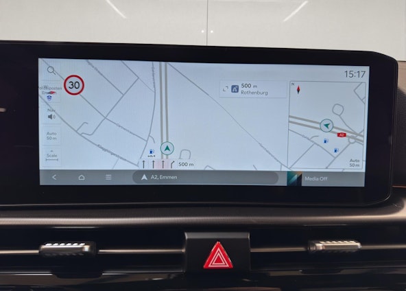 Vehicle image 9 Vehicle image 9