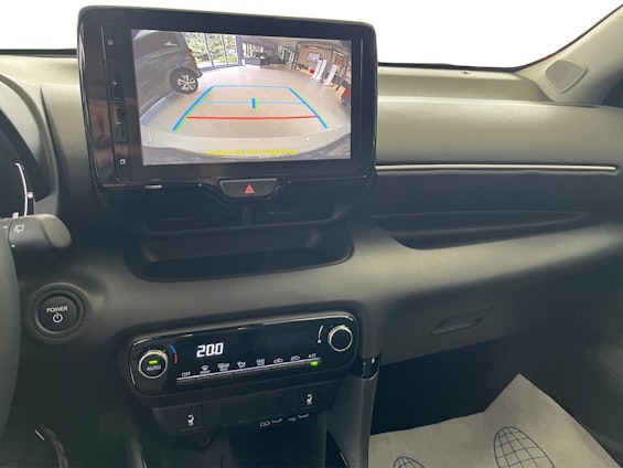 Vehicle image 9