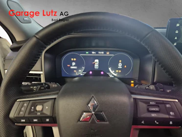 MITSUBISHI OUTLANDER 7
