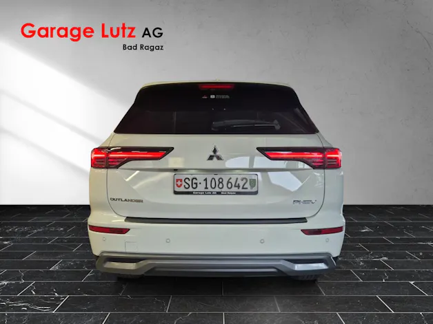 Mitsubishi Outlander 2.4 PHEV Intense 4x4