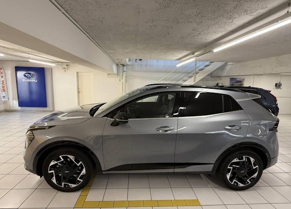 Vehicle image 3 Vehicle image 3