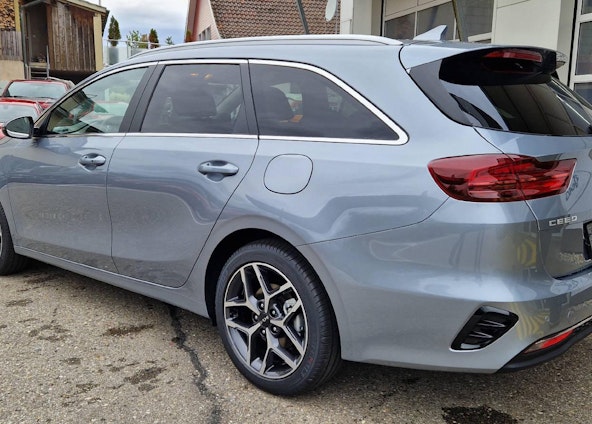 Vehicle image 11 Vehicle image 11