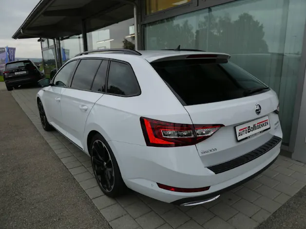 Škoda Superb Combi 2.0 TDI 190 SportLine+ 4x4 DSG