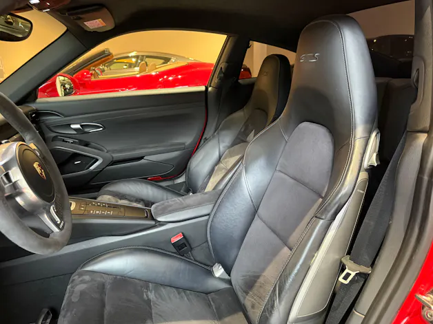 Porsche 911 Carrera 4 GTS PDK