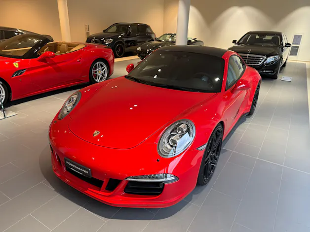 Porsche 911 Carrera 4 GTS PDK
