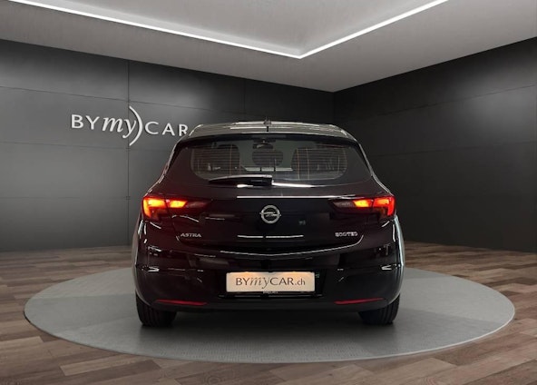 Vehicle image 13 Vehicle image 13