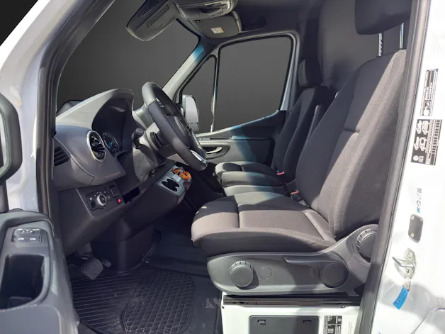 Mercedes-Benz eSprinter 420 Pro CH 3665mm