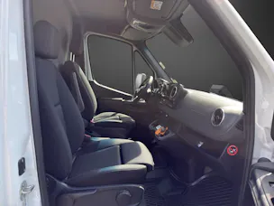 Mercedes-Benz eSprinter 420 Pro CH 3665mm