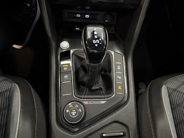 VW Tiguan 2.0 TDI SCR R-Line 4Motion DSG