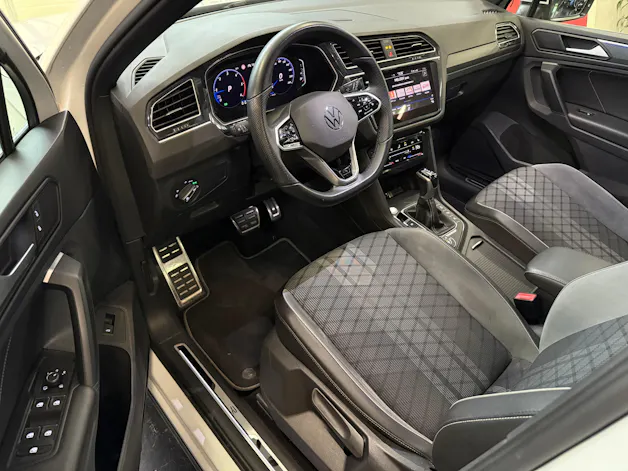 VW Tiguan 2.0 TDI SCR R-Line 4Motion DSG