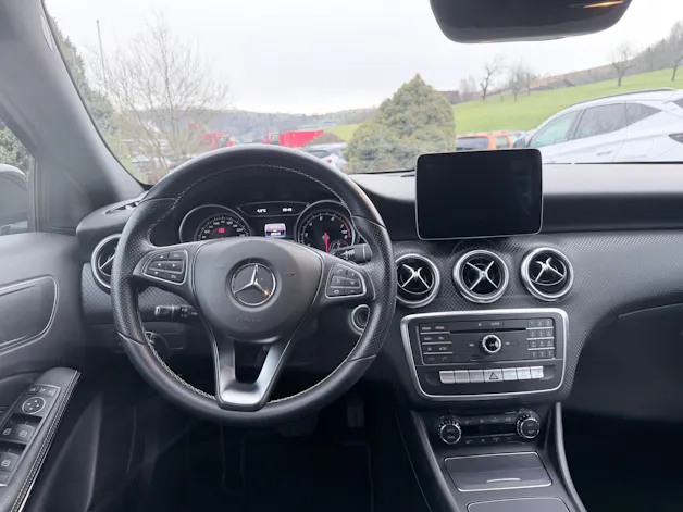 Mercedes-Benz A 180 Night Star 7G-DCT