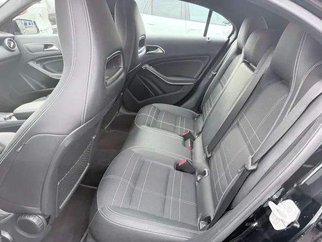 Mercedes-Benz A 180 Night Star 7G-DCT