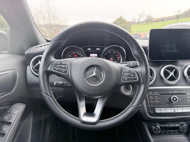 Mercedes-Benz A 180 Night Star 7G-DCT