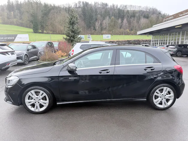 Mercedes-Benz A 180 Night Star 7G-DCT