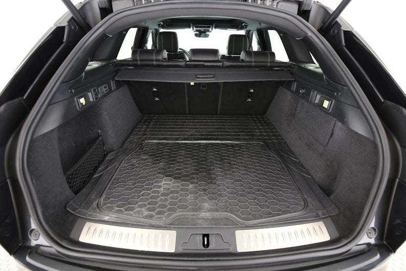 Vehicle image LAND ROVER RANGE ROVER VELAR