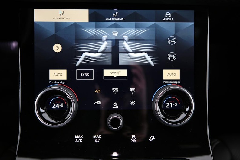 Vehicle image LAND ROVER RANGE ROVER VELAR