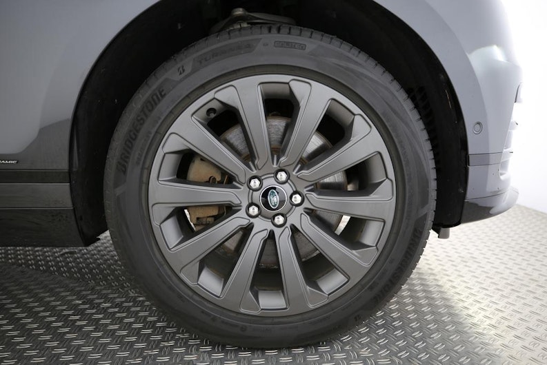 Vehicle image LAND ROVER RANGE ROVER VELAR