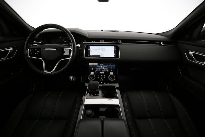 Vehicle image LAND ROVER RANGE ROVER VELAR