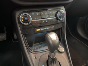 Vehicle image FORD Puma 1.0 EcoB Hybrid 155 ST-Line Vignale