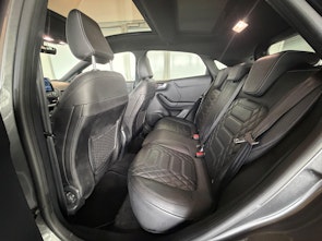 Vehicle image FORD Puma 1.0 EcoB Hybrid 155 ST-Line Vignale