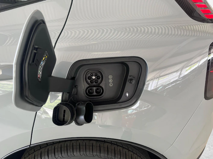 Fahrzeugbild VOLVO EX 30