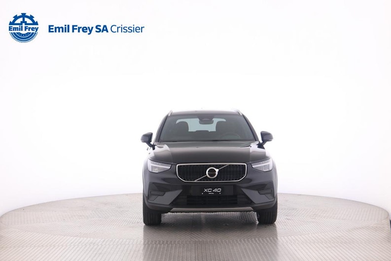 Vehicle image VOLVO XC40