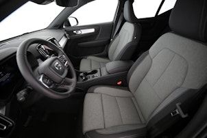 Vehicle image VOLVO XC40 2.0 B3 MH Core