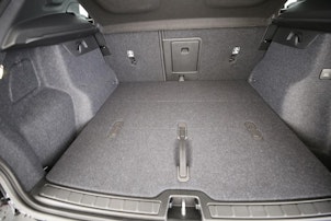 Vehicle image VOLVO XC40 2.0 B3 MH Core