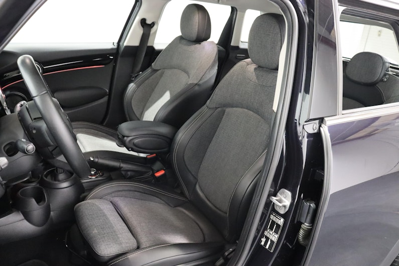 Vehicle image MINI MINI