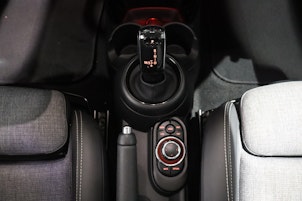 Vehicle image MINI Mini F55 2.0i Cooper S