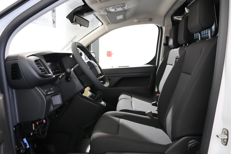 Vehicle image TOYOTA PROACE