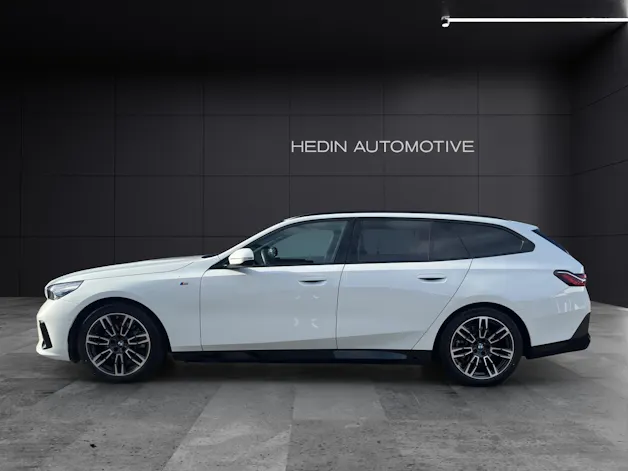 BMW 520d xDrive Touring  / Attraktive Leasingzins ab 1,9% bei Abschluss einer BMW Fahrzeugversicherung