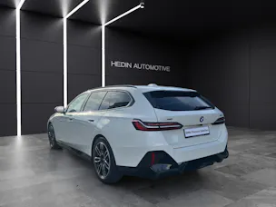 BMW 520d xDrive Touring  / Attraktive Leasingzins ab 1,9% bei Abschluss einer BMW Fahrzeugversicherung