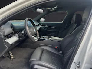 BMW 520d xDrive Touring  / Attraktive Leasingzins ab 1,9% bei Abschluss einer BMW Fahrzeugversicherung