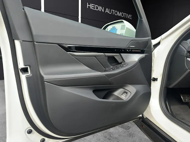 BMW 520d xDrive Touring / Attraktive Leasingzins ab 1,9% bei Abschluss einer BMW Fahrzeugversicherung