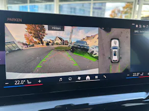 BMW 520d xDrive Touring  / Attraktive Leasingzins ab 1,9% bei Abschluss einer BMW Fahrzeugversicherung