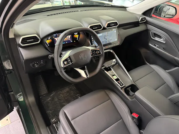 MG ZS 1.5 Hybrid+ Luxury