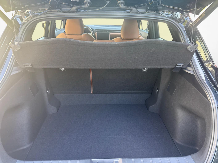 Fahrzeugbild LEXUS LBX