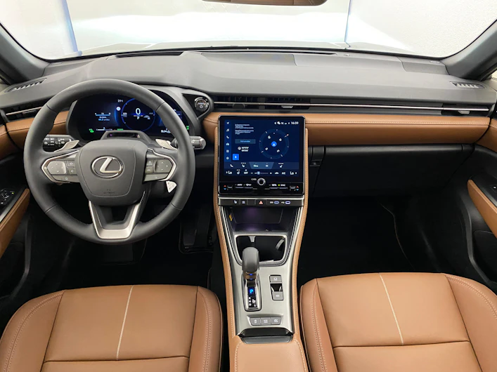 Fahrzeugbild LEXUS LBX