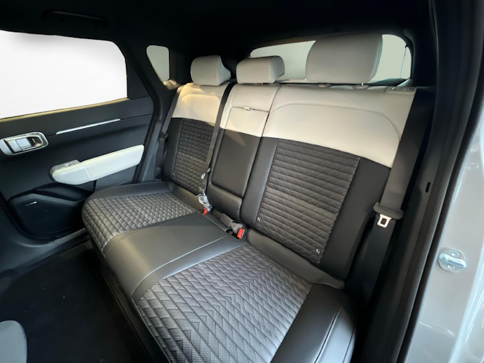 Vehicle image KIA EV4