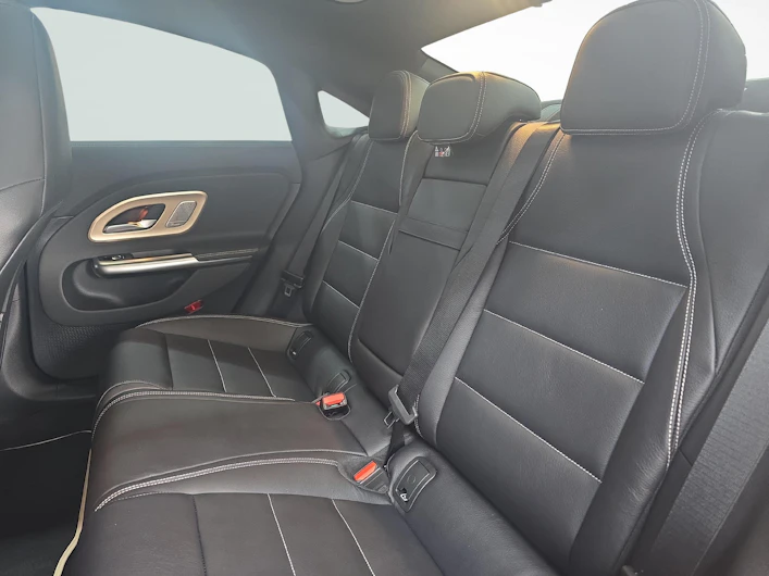 Fahrzeugbild MERCEDES-BENZ CLA 350