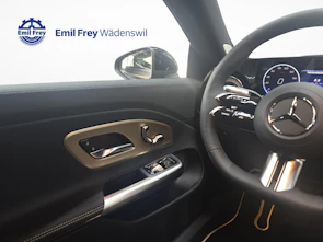 Fahrzeugbild MERCEDES-BENZ CLA 350 4MATIC EQ Technology