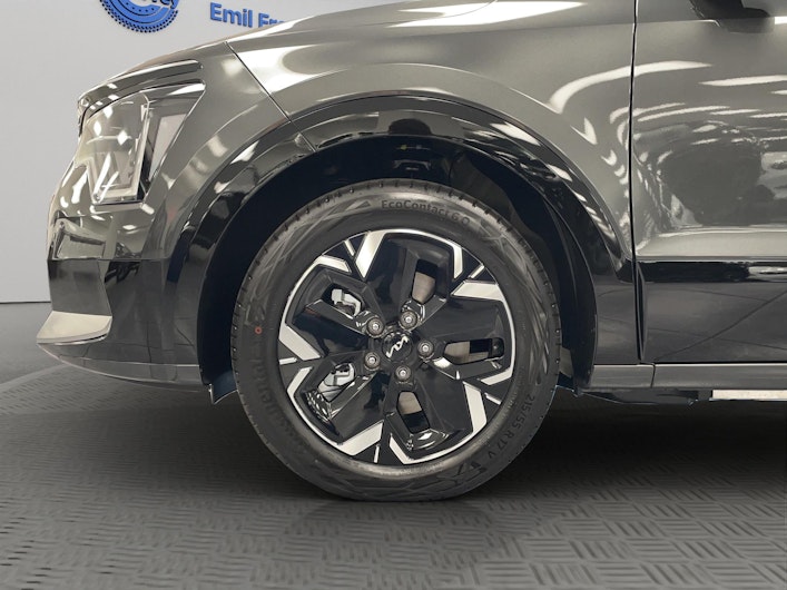 Vehicle image KIA NIRO