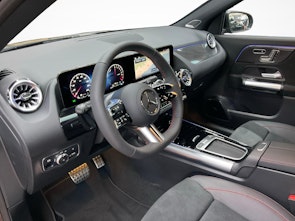 Vehicle image MERCEDES-BENZ GLA 250 e EQ Star AMG Line