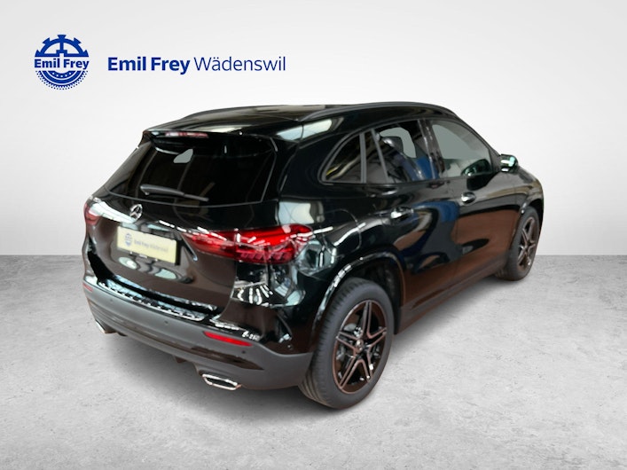 Vehicle image MERCEDES-BENZ GLA 250