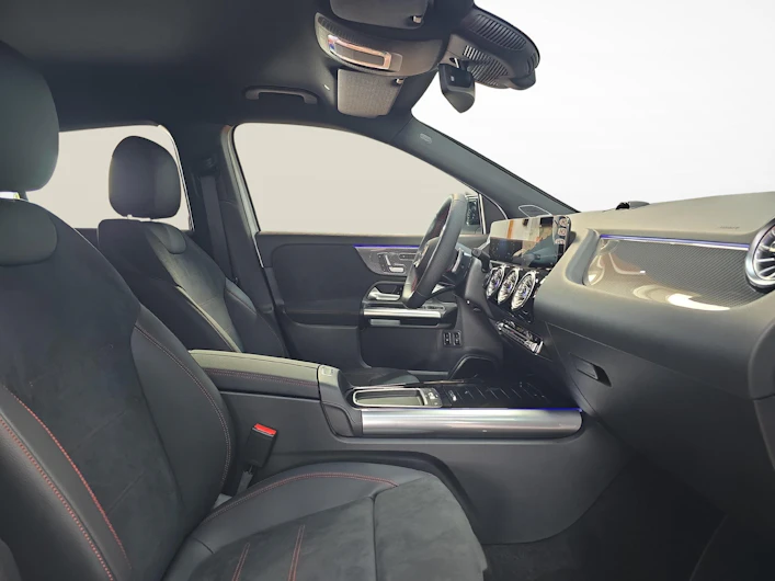 Fahrzeugbild MERCEDES-BENZ GLA 250