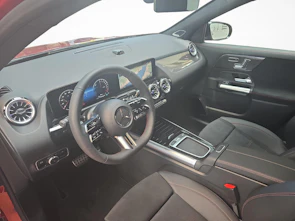 Fahrzeugbild MERCEDES-BENZ GLA 250 e EQ Star AMG Line