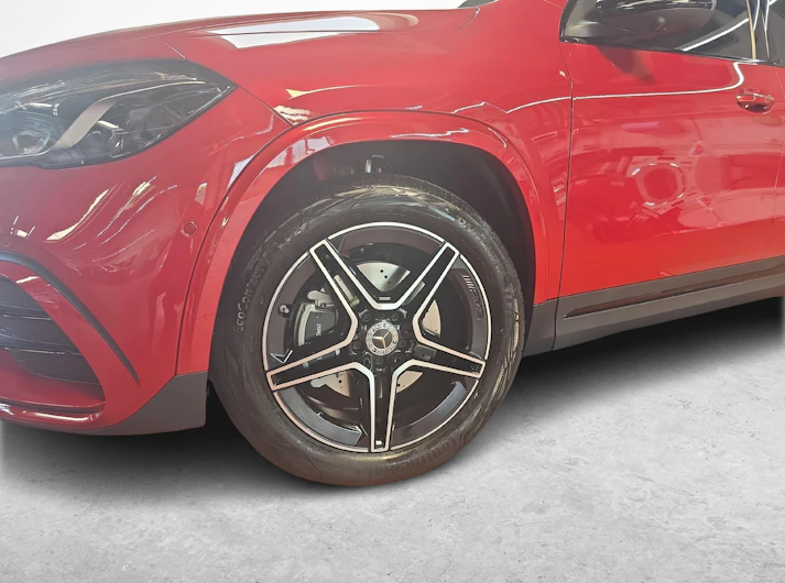 Fahrzeugbild MERCEDES-BENZ GLA 250